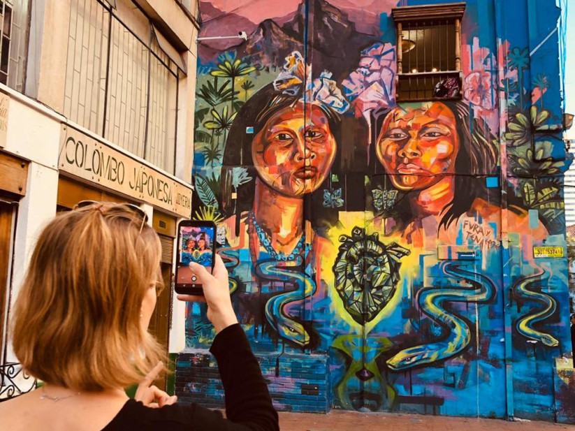 La Candelaria and Graffiti District. Bicycle Tour, Bogotá, Colombia