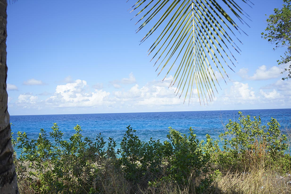 Les magnifiques côtes et la mer bleue à San Andrés Isla