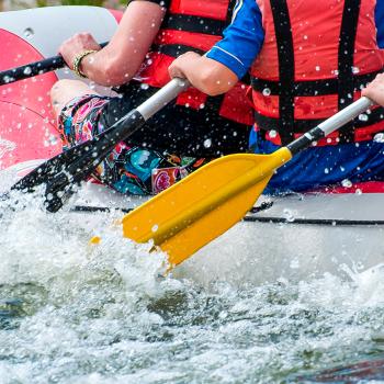 Actividad de Rafting para hacer en San Gil, Santander en Colombia.