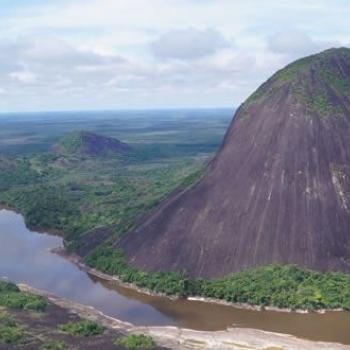 foto del cerro de mavecure